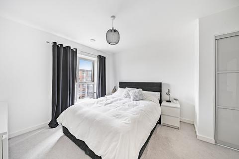 1 bedroom apartment for sale, Palmer Court, 5 Pitcher Lane, Ashford, TW15