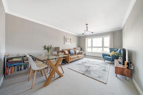 2 bedroom flat for sale, Malthouse Drive, Chiswick