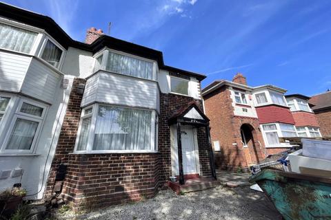 3 bedroom semi-detached house to rent, Birmingham, Birmingham B24