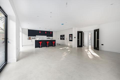 4 bedroom detached house for sale, Mill Road, Shiplake, RG9