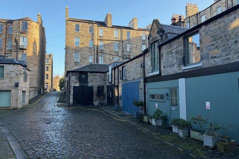 1 bedroom flat to rent, West Scotland Street Lane, Edinburgh EH3