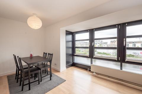 79/2 Shore, Edinburgh, EH6 6RG