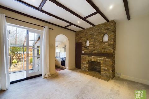2 bedroom terraced house to rent, College Glen, Maidenhead, Berkshire, SL6