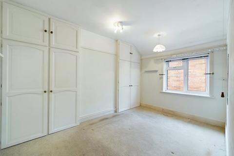 2 bedroom apartment for sale, Jumpers Avenue, Christchurch, Dorset, BH23
