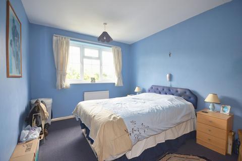 4 Leicester Close, Kettering, NN16 8EZ