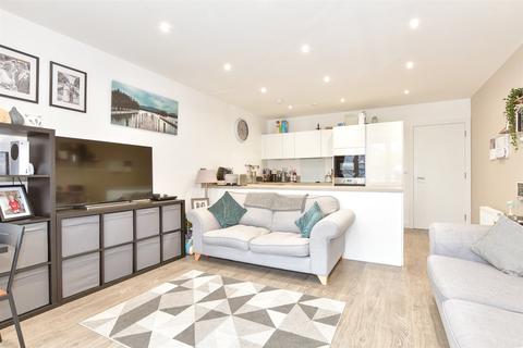 2 bedroom apartment for sale, Corys Road, Rochester, Kent