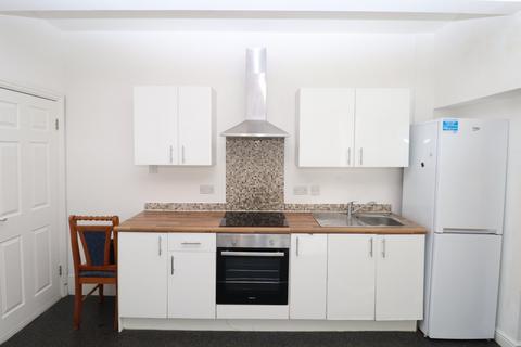 1 bedroom flat to rent, Stanningley Road, Leeds, West Yorkshire, LS12