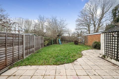 108 Envis Way, Fairlands, Guildford, GU3 3NL
