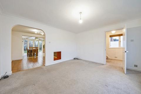 108 Envis Way, Fairlands, Guildford, GU3 3NL