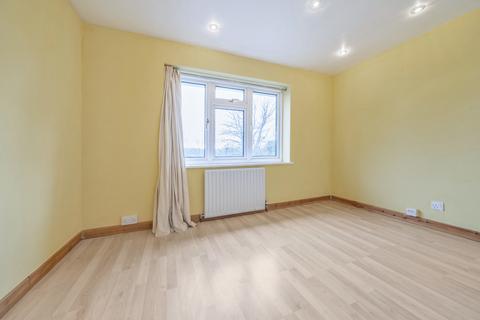 108 Envis Way, Fairlands, Guildford, GU3 3NL