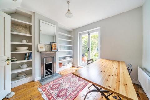 19 Avondale Park Gardens, London, W11 4PR