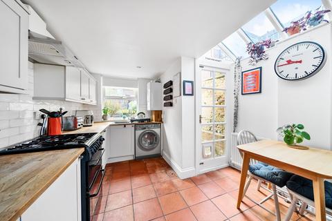 3 bedroom end of terrace house to rent, Hyde Abbey Road, Winchester SO23