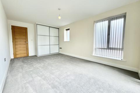 2 bedroom apartment to rent, Botany Court, Kinsgate Avenue, Broadstairs