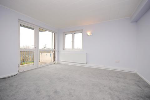 2 bedroom flat to rent, Portland Street Walworth SE17
