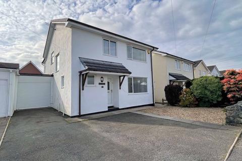 4 bedroom link detached house for sale, Ffordd Crwys, Bangor, Gwynedd, LL57