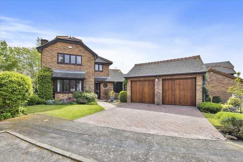 4 bedroom detached house for sale, Tainty Close, Finedon