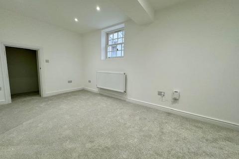 2 bedroom apartment to rent, Fort Hill, Margate