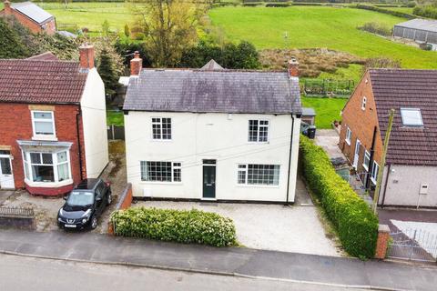 3 bedroom detached house for sale, Pilsley S45