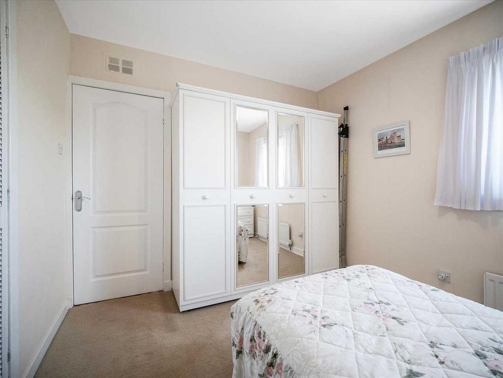 Bedroom Two (2)