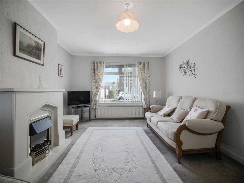 Lounge Area (1)
