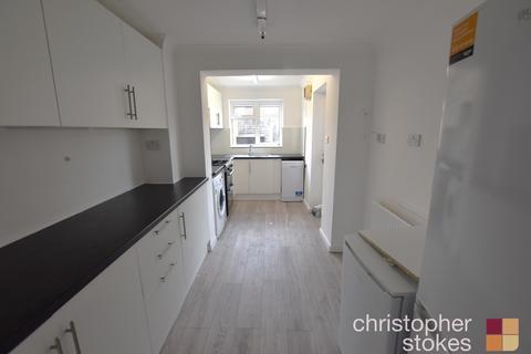 3 bedroom terraced house to rent, Holme Close, Cheshunt, Waltham Cross, Hertfordshire, EN8 8SU
