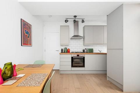 1 bedroom apartment for sale, Copleston Road, East Dulwich, London, SE15