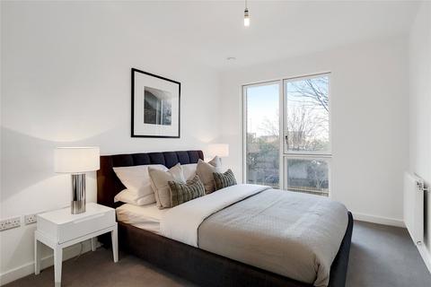 1 bedroom apartment to rent, Southmere Building, Highland Street E15