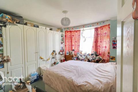 12 Foxfield Road, Orpington, BR6 8EF