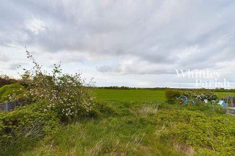 Land for sale, Factory Lane, Roydon, Diss