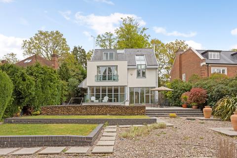 4 bedroom property for sale, Piper's End, Wentworth Estate, Virginia Water