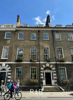 Office to rent, Office (E Class) – 9 Bedford Square, Bloomsbury, London, WC1B 3RE