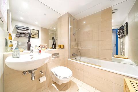 2 bedroom flat for sale, The Heart, Walton-On-Thames, Surrey, KT12