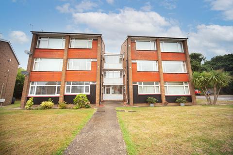 2 bedroom apartment to rent, Chulmleigh Close, Rumney, Cardiff, CF3