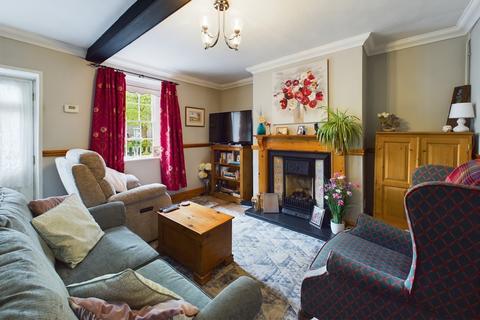 2 bedroom cottage for sale, Castle Street, Thetford