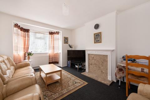 2 bedroom flat for sale, Fairwood Court, 33 Fairlop Road, Leytonstone, London, E11 1BJ