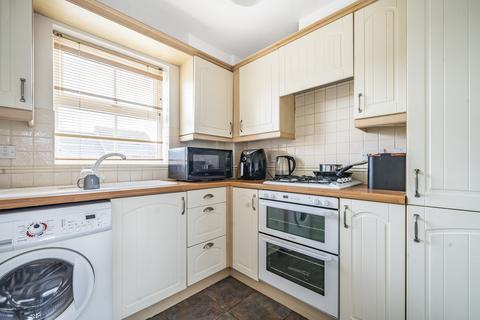 1 bedroom apartment for sale, Storrington - popular development