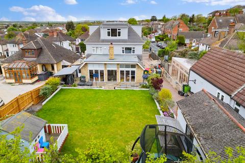 7 bedroom detached house for sale, Clarence Road, South Benfleet