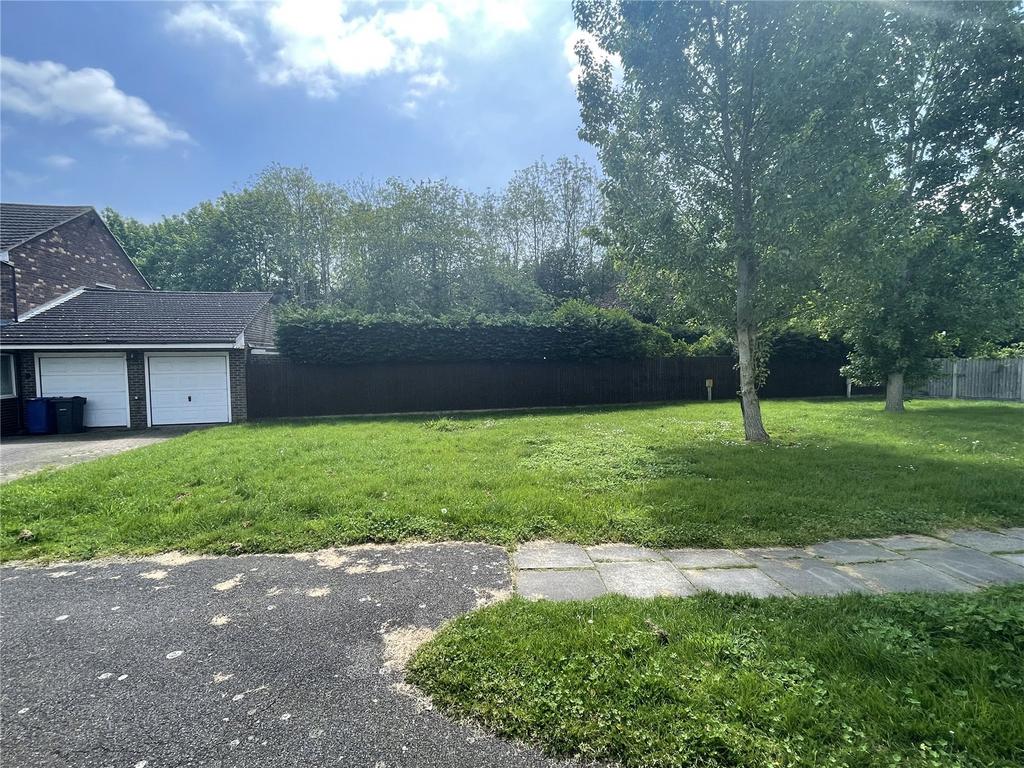 Boyce Road, StanfordleHope, Essex... 3 bed semidetached house for sale £450,000