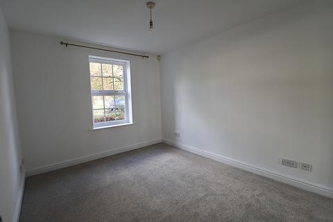 2 bedroom flat to rent, Scholars Court, Northampton, NN1