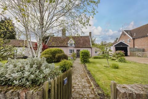 4 bedroom cottage for sale, Wangford Road, Southwold IP18