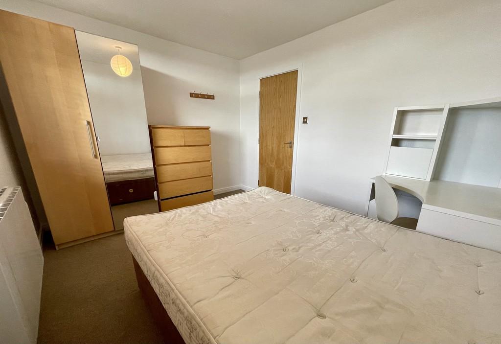 P6 Bedroom 1.2