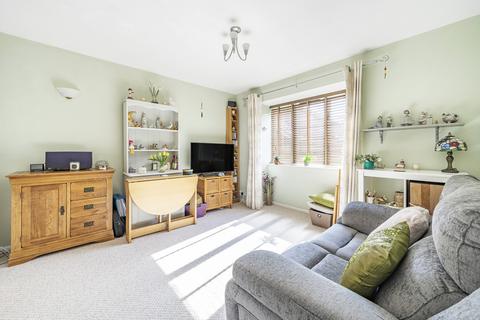 34 Rossignol Gardens, Carshalton, SM5 2ED
