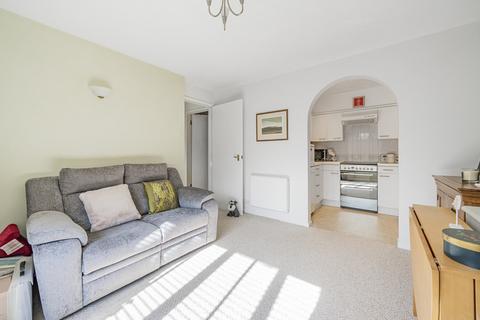 34 Rossignol Gardens, Carshalton, SM5 2ED