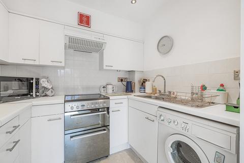34 Rossignol Gardens, Carshalton, SM5 2ED