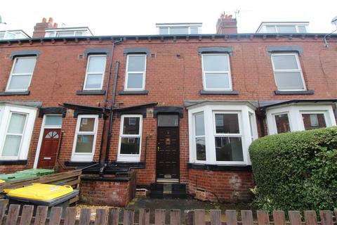 2 bedroom terraced house to rent, Trelawn Street, Headingley