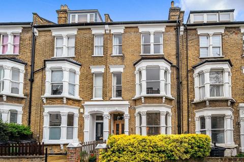 4 bedroom flat for sale, Courthope Road, South End Green