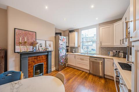 4 bedroom maisonette for sale, Courthope Road, South End Green