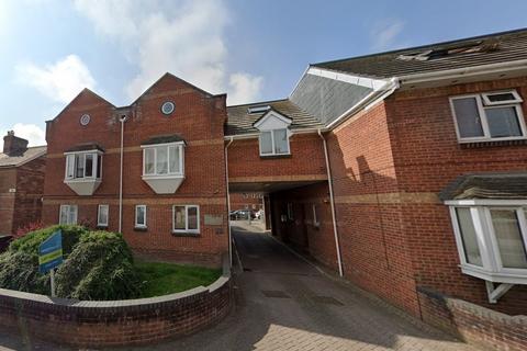 1 bedroom ground floor flat for sale, Swallow Court, Weymouth