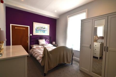 1 bedroom flat for sale, Glendinning Avenue, Weymouth