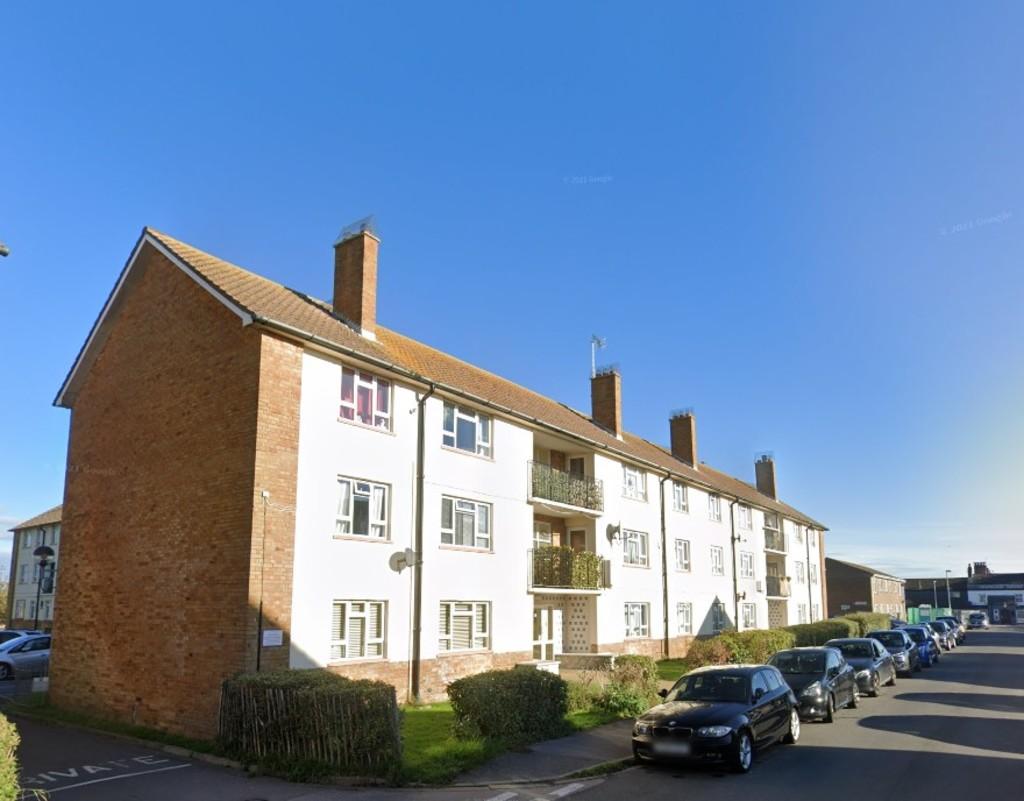 Weymouth 3 bed apartment for sale £165,000